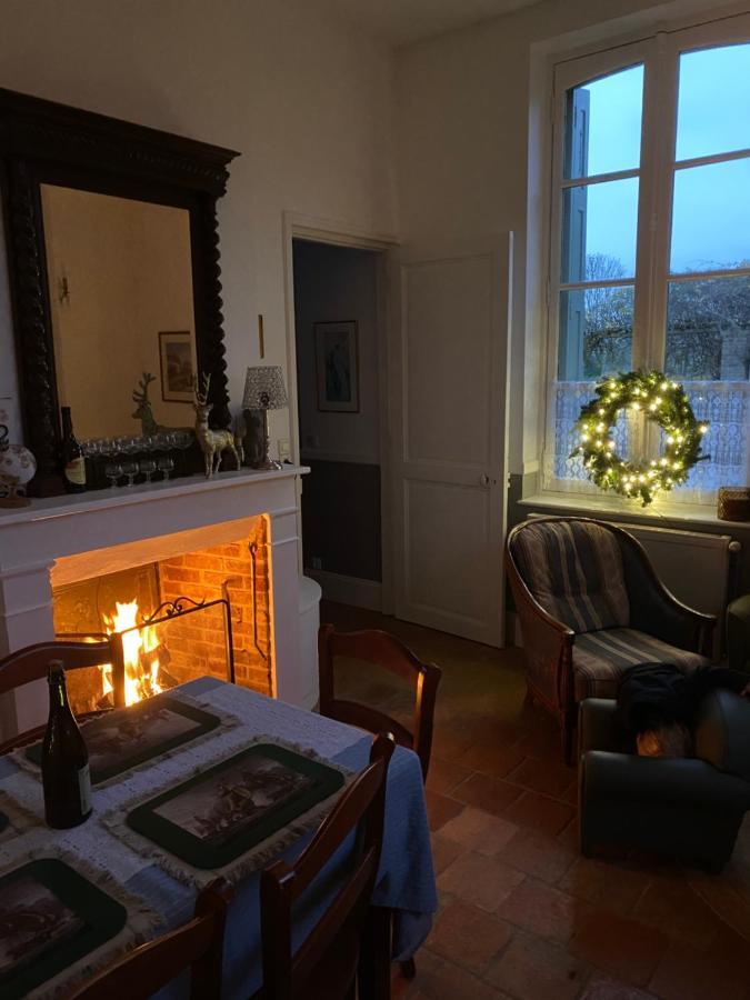 La Maison Du Cavalier, Chateau De Lavenue Pierrefitte-en-Auge Екстериор снимка
