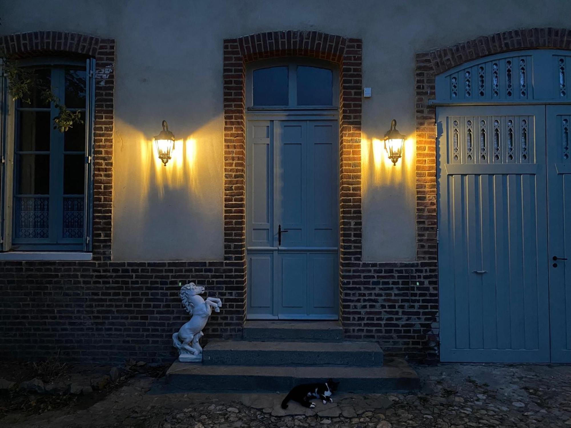 La Maison Du Cavalier, Chateau De Lavenue Pierrefitte-en-Auge Екстериор снимка