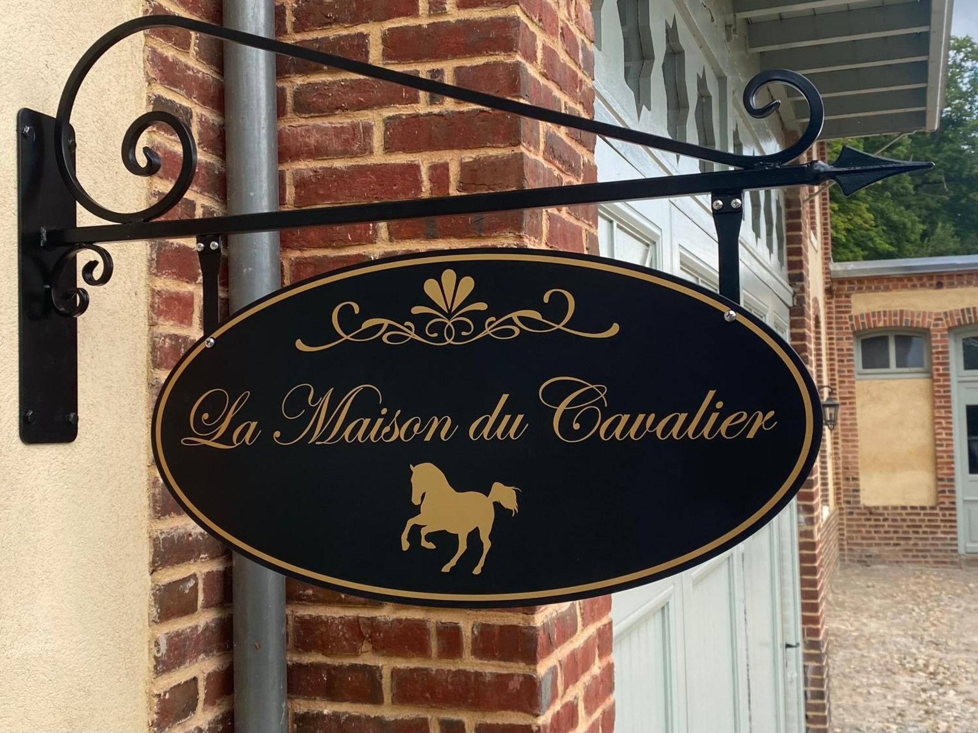 La Maison Du Cavalier, Chateau De Lavenue Pierrefitte-en-Auge Екстериор снимка