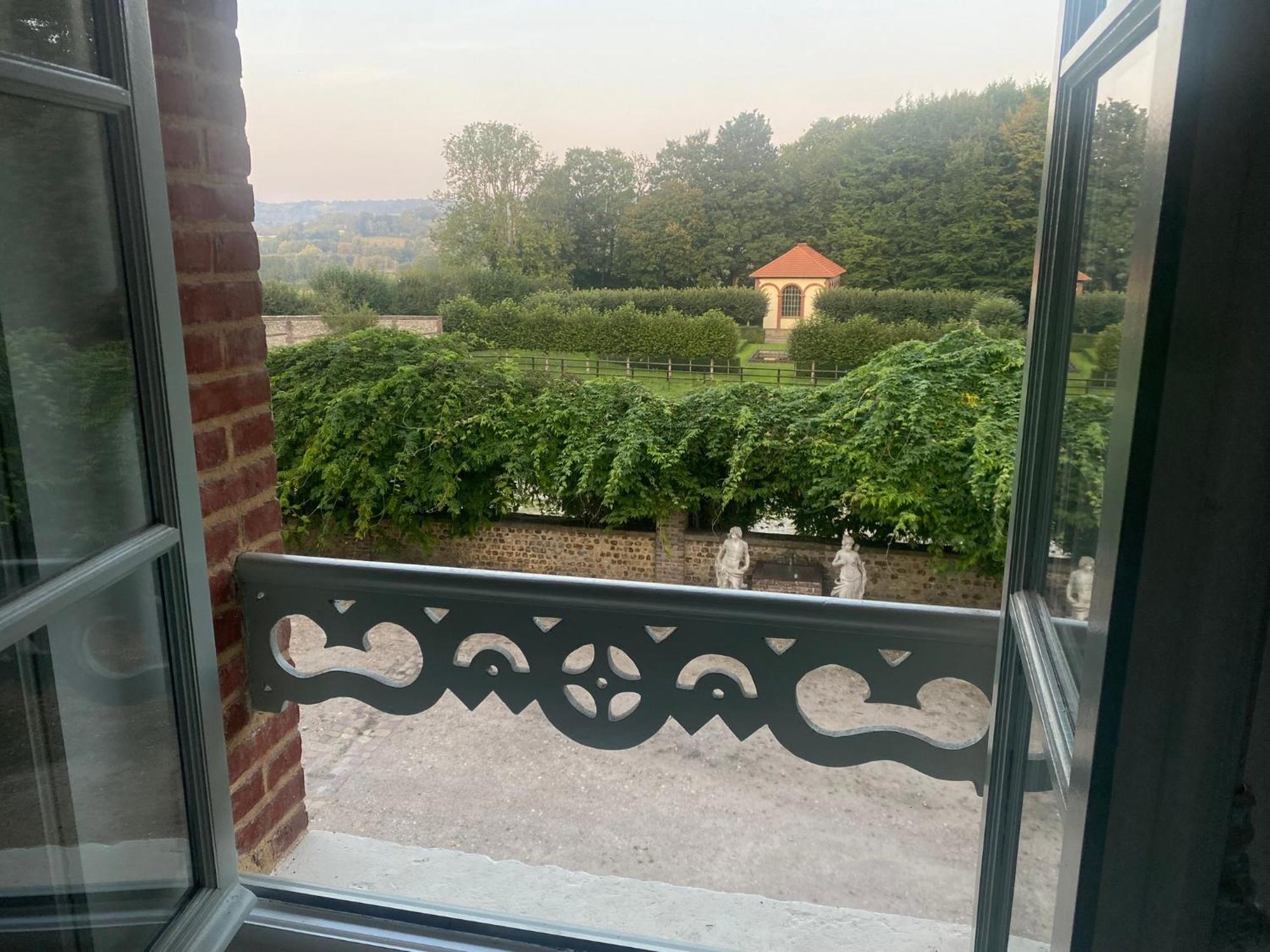 La Maison Du Cavalier, Chateau De Lavenue Pierrefitte-en-Auge Екстериор снимка